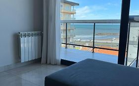 Liniers, con vista al mar